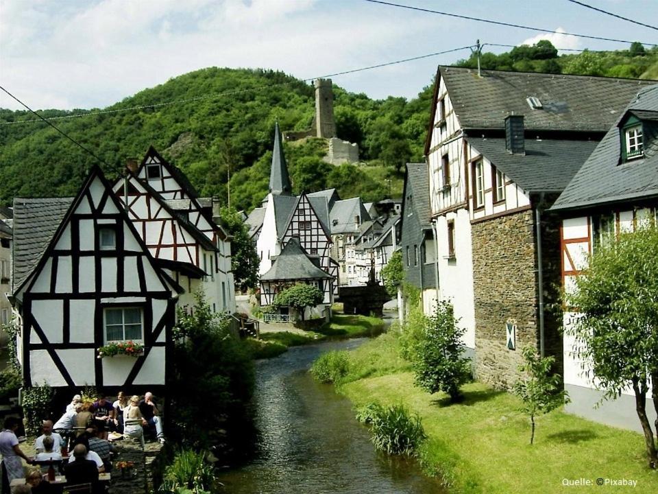 Kleine-Eifel-Auszeit Apartment Hambuch Exterior photo